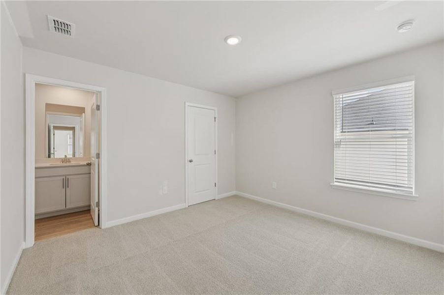 Spacious, unfurnished interior of a new home in Parkside at Grayson, Grayson (Image 25).