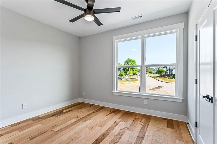 Spacious, unfurnished interior of a new home in , Hampton (Image 26).