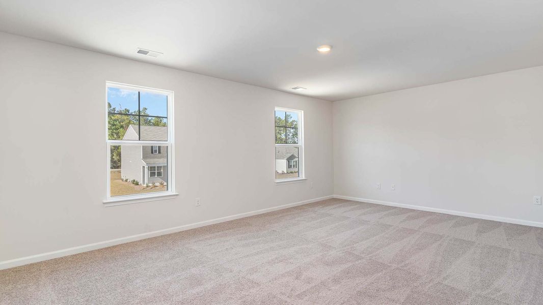 Spacious, unfurnished interior of a new home in Auberon Woods, Conway (Image 13).