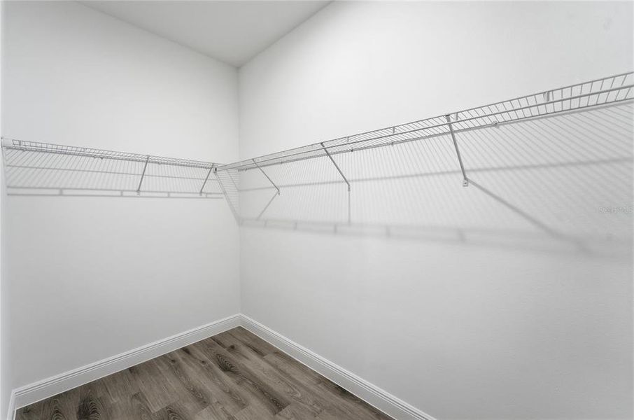 Spacious, unfurnished interior of a new home in , Ocala (Image 27).