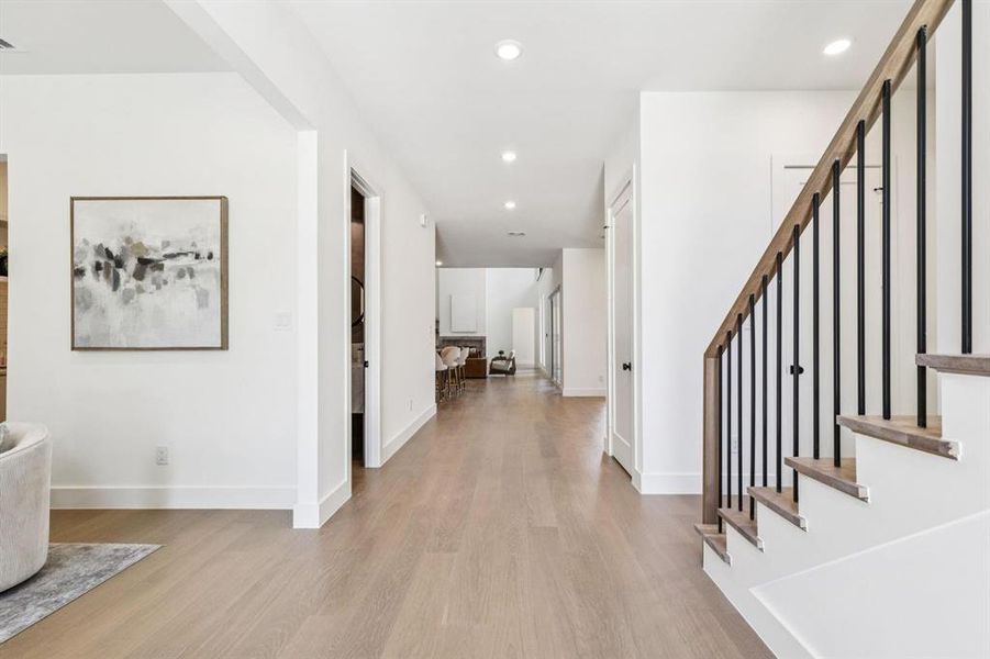 Spacious, unfurnished interior of a new home in , Dallas (Image 23).