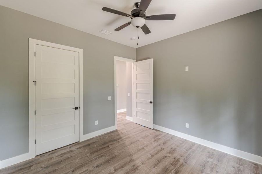 Spacious, unfurnished interior of a new home in , Bremen (Image 43).