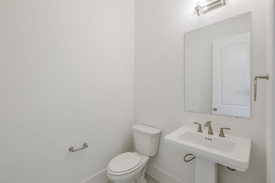 Furnished interior view inside a new home in Timbergrove Trails, Houston (Image 14).