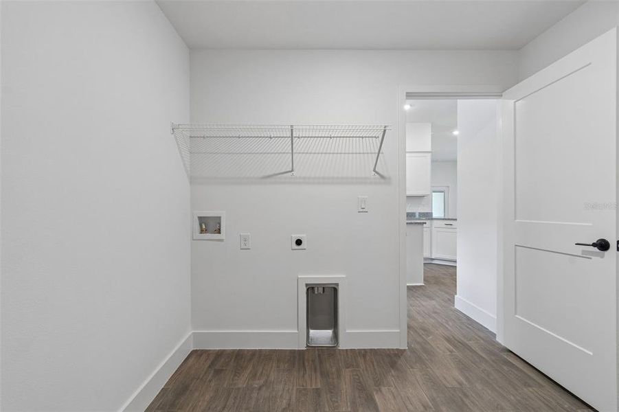 Spacious, unfurnished interior of a new home in Abbey Glen, Dade City (Image 72).