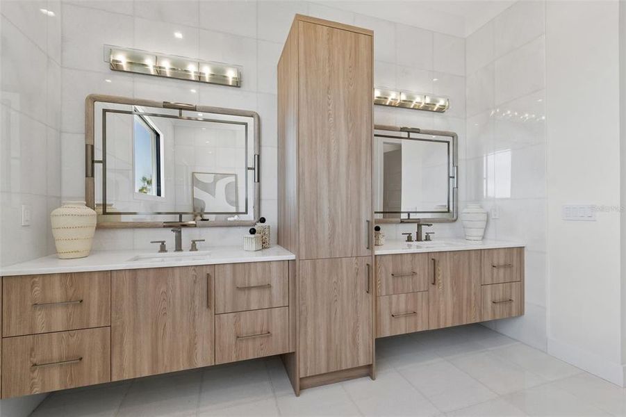 Furnished interior view inside a new home in , Belleair Beach (Image 16).