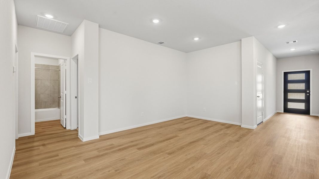 Spacious, unfurnished interior of a new home in Cypress Green, Hockley (Image 13).