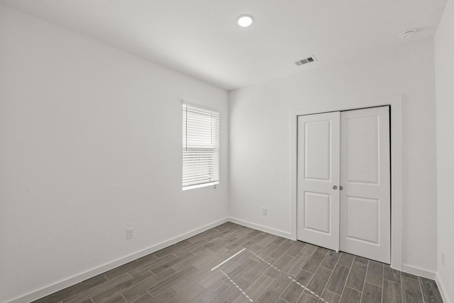 Bedroom 2 (*Photo not of actual home and used for illustration purposes only.)