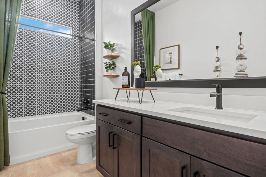 Oxford Model Home - Bath2