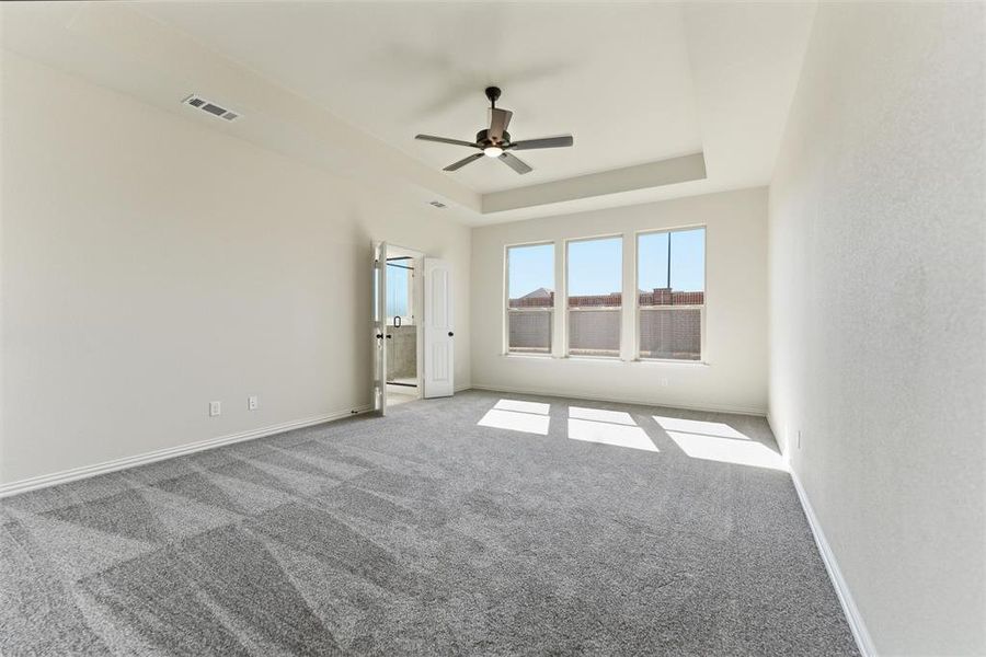 Spacious, unfurnished interior of a new home in Northstar, Haslet (Image 19).