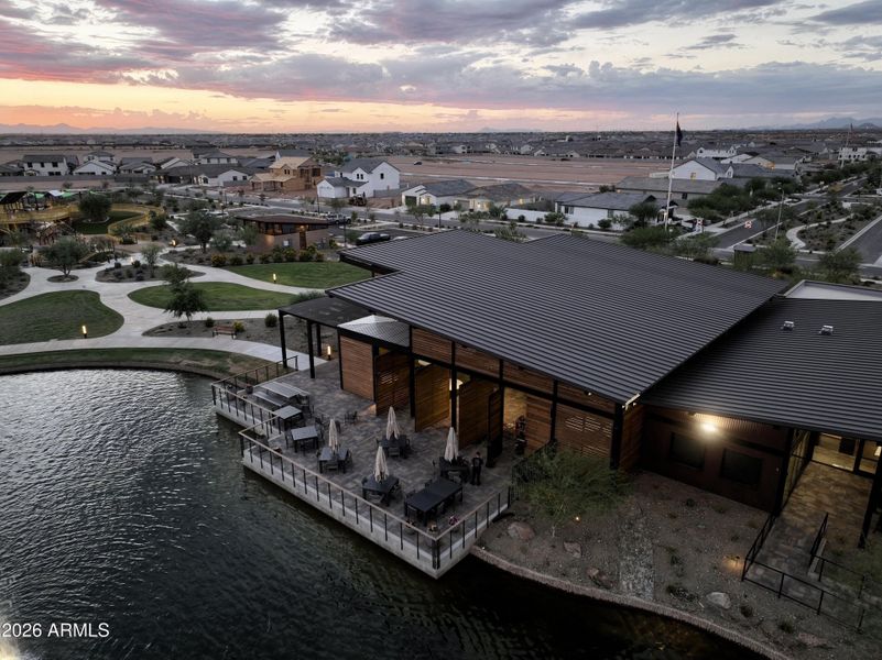 20251009_010806000_iOS