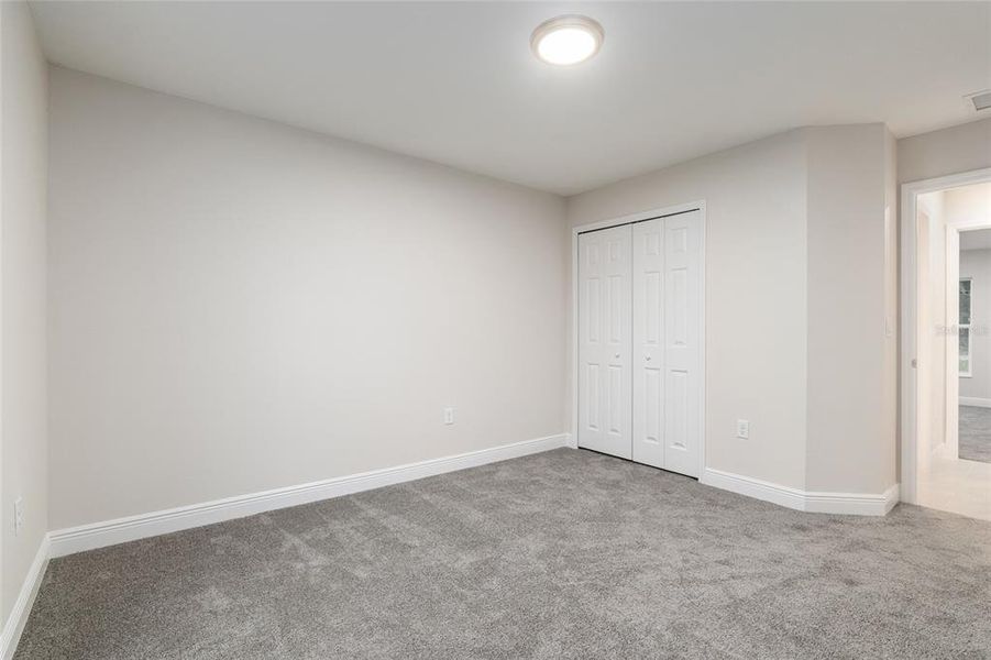 Spacious, unfurnished interior of a new home in , Citrus Springs (Image 21).