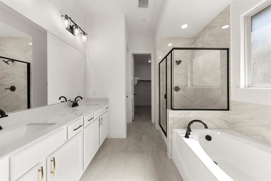 21. 7245 Ladybug - Bath