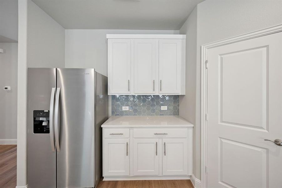 Furnished interior view inside a new home in Windmore, Princeton (Image 14).