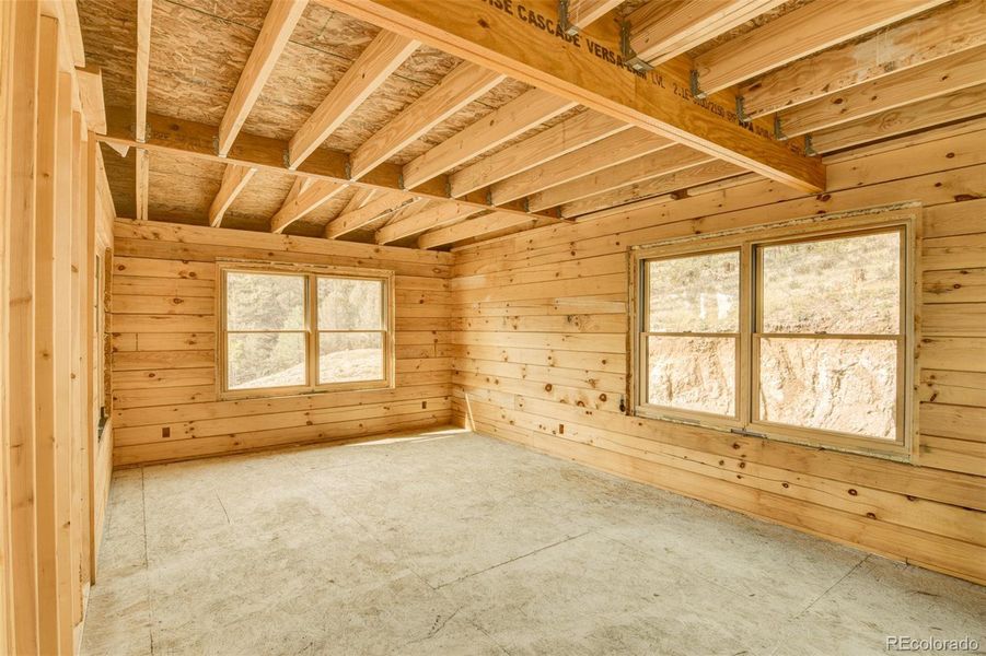 Large Primary Bedroom Large Primary Bedroom