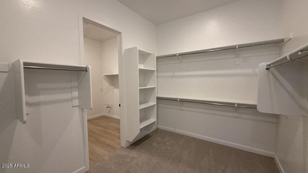 025 - Owner's Walk In Closet 025 - Owner's Walk In Closet