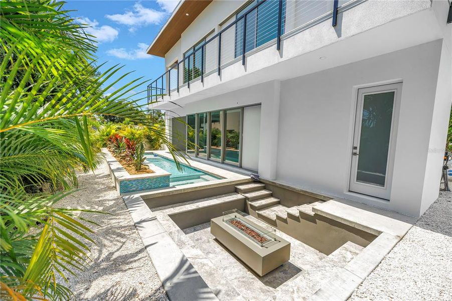 Front exterior of a new home in , Sarasota, FL, highlighting curb appeal (Image 22).