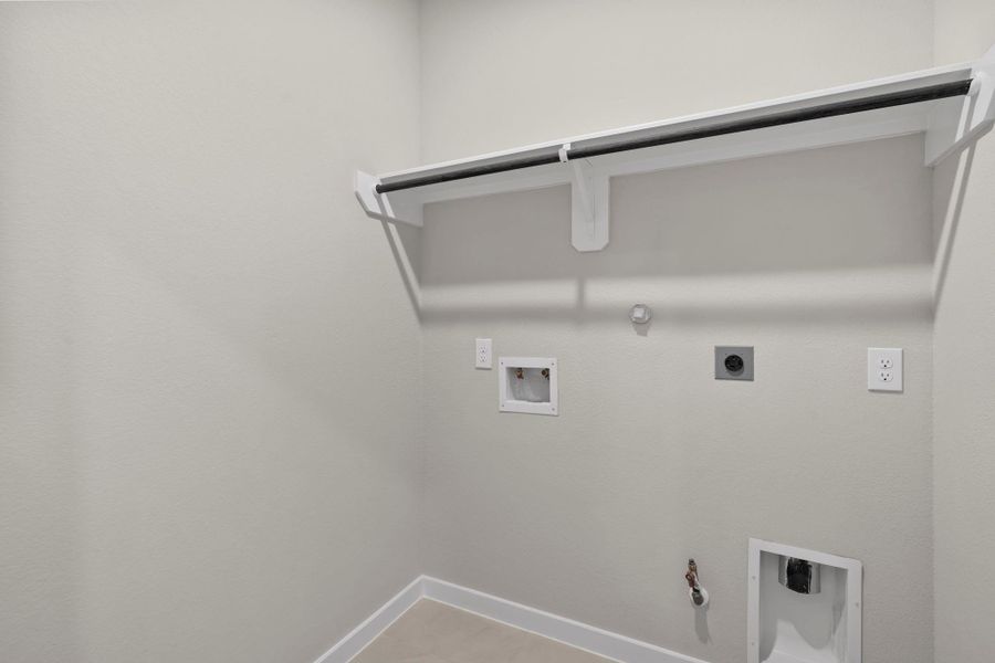 Spacious, unfurnished interior of a new home in Cypress Green, Hockley (Image 18).