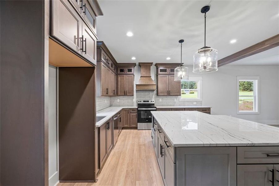 Furnished interior view inside a new home in , Monroe (Image 6).