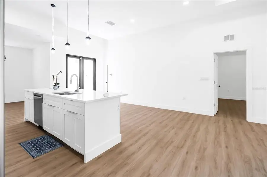 Spacious, unfurnished interior of a new home in , Clewiston (Image 32).