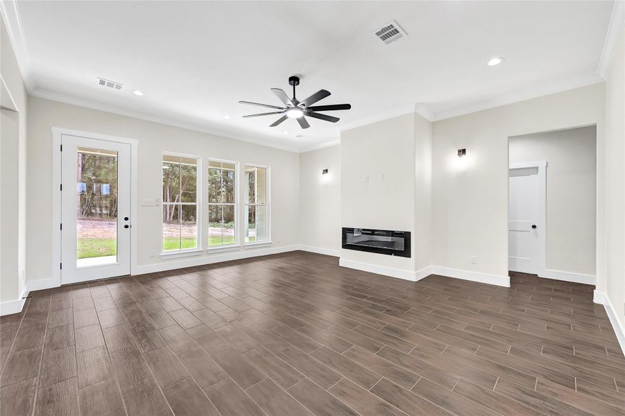 Spacious, unfurnished interior of a new home in , Plantersville (Image 13). Spacious, unfurnished interior of a new home in , Plantersville (Image 13).
