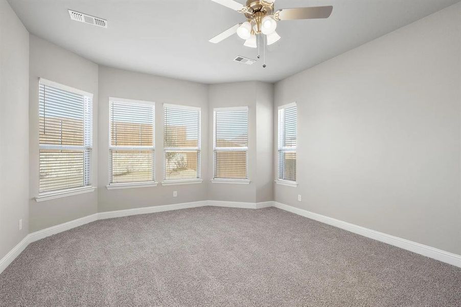 Spacious, unfurnished interior of a new home in Estates At Baker Park, Sherman (Image 26).