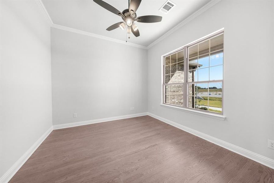 Spacious, unfurnished interior of a new home in , Waxahachie (Image 14).