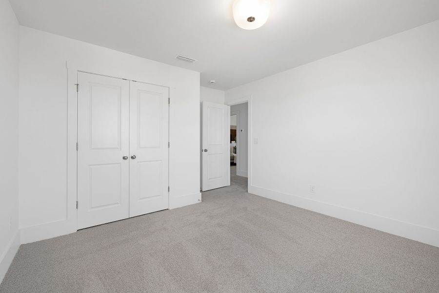 Spacious, unfurnished interior of a new home in Edgewater - The Links, Lancaster (Image 22). Spacious, unfurnished interior of a new home in Edgewater - The Links, Lancaster (Image 22).