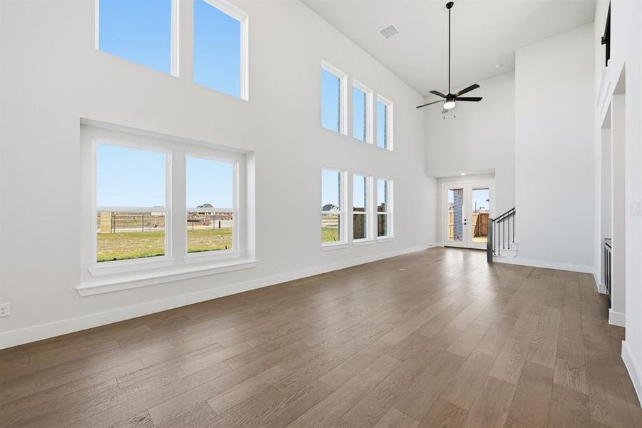 Spacious, unfurnished interior of a new home in Mosaic, Prosper (Image 17).