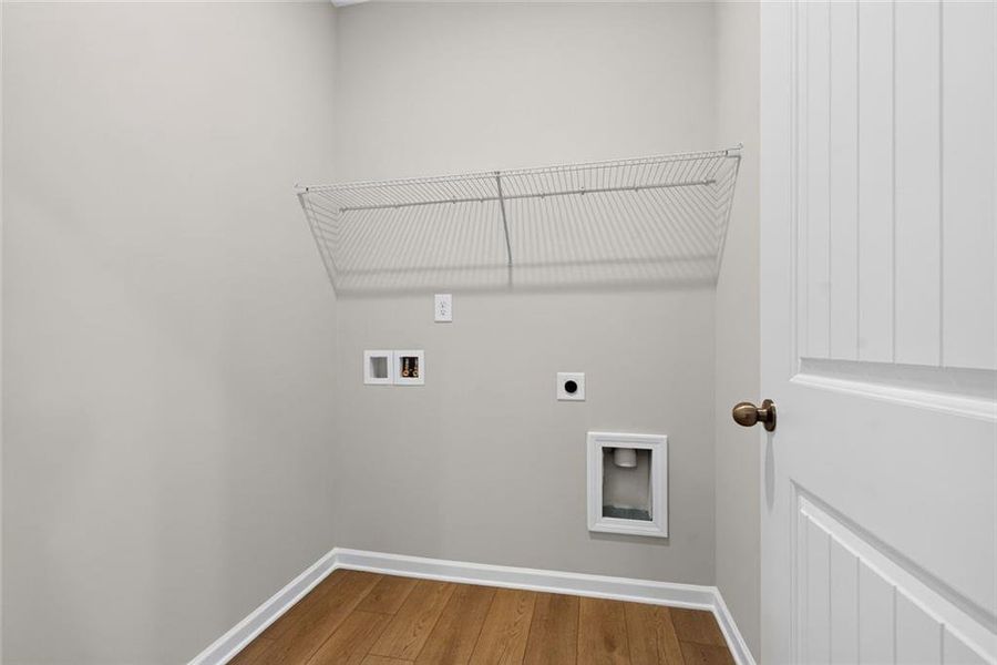 Spacious, unfurnished interior of a new home in Southbend, Rome (Image 26).