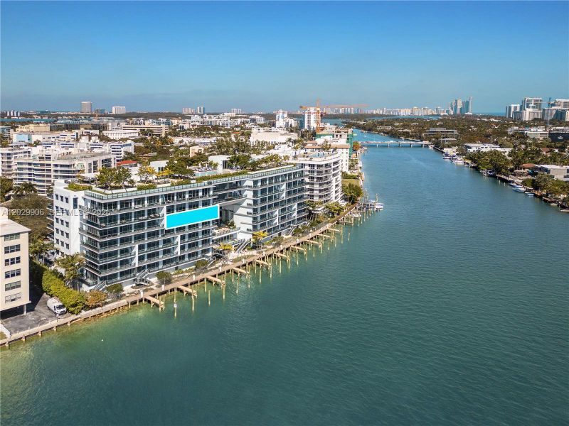 Condo located in Bay Harbor Islands, FL showcasing its design and architecture (Image 3).