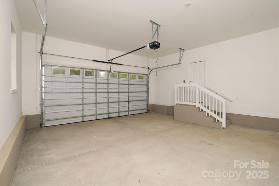 Spacious, unfurnished interior of a new home in , Matthews (Image 24).