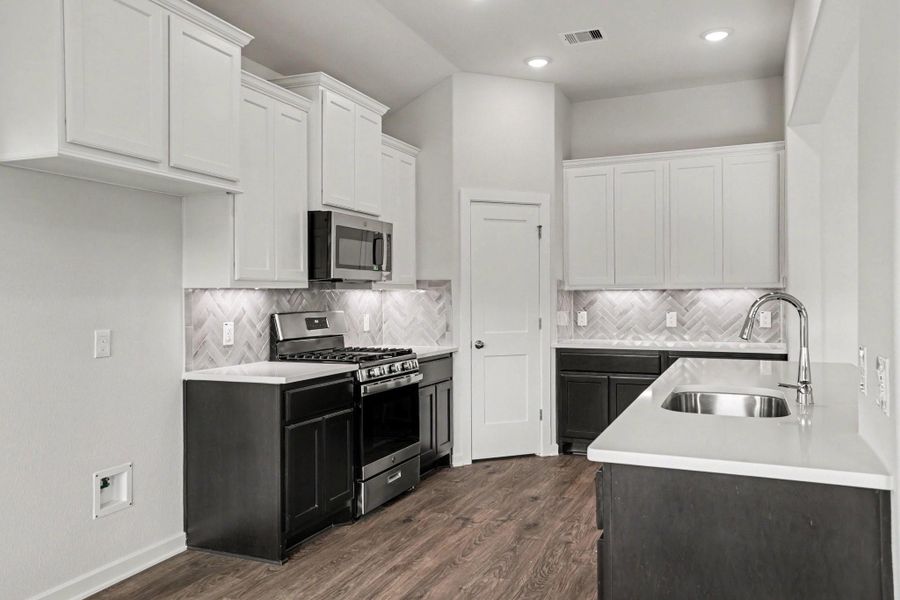 Furnished interior view inside a new home in Clear View Estates, Willis (Image 6).