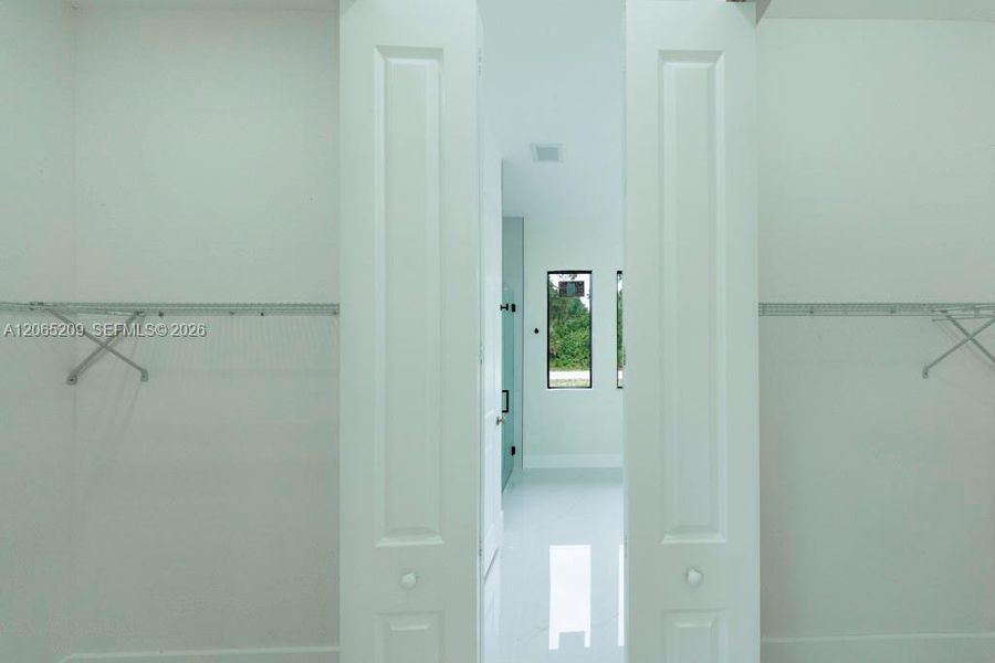 Image 84 of a home in .