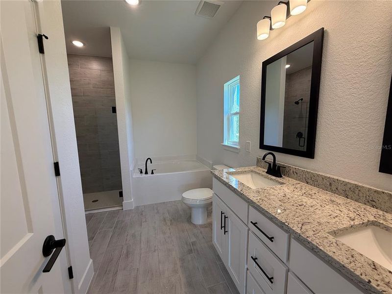 Furnished interior view inside a new home in , Punta Gorda (Image 4).