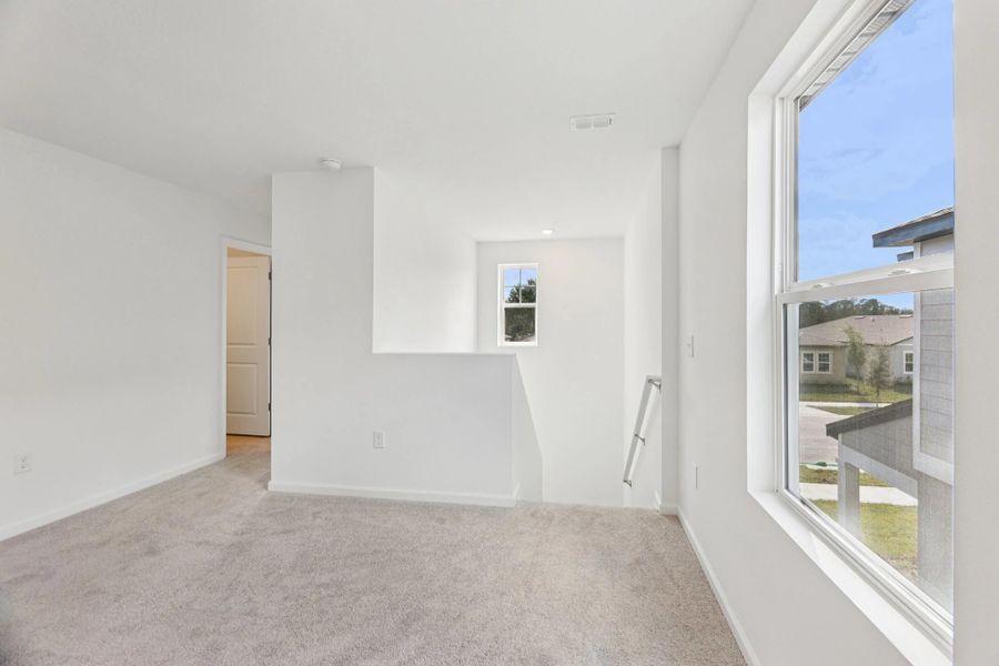 Representative unfurnished interior of a home built from the Lyon by Starlight Homes in Hawks Run, Kissimmee (Image 22). Representative unfurnished interior of a home built from the Lyon by Starlight Homes in Hawks Run, Kissimmee (Image 22).