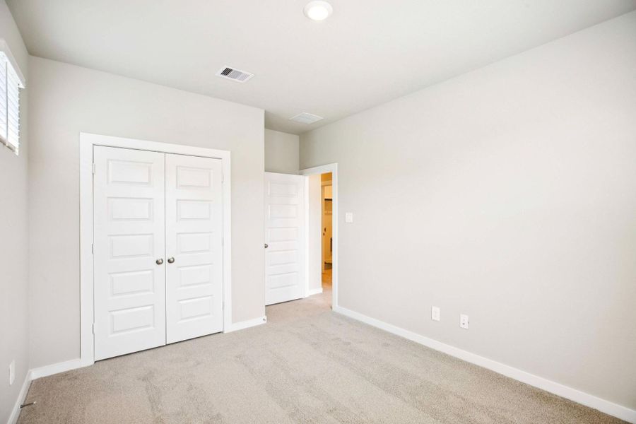 Spacious, unfurnished interior of a new home in Kemah Crossing - City Series, Kemah (Image 28). Spacious, unfurnished interior of a new home in Kemah Crossing - City Series, Kemah (Image 28).