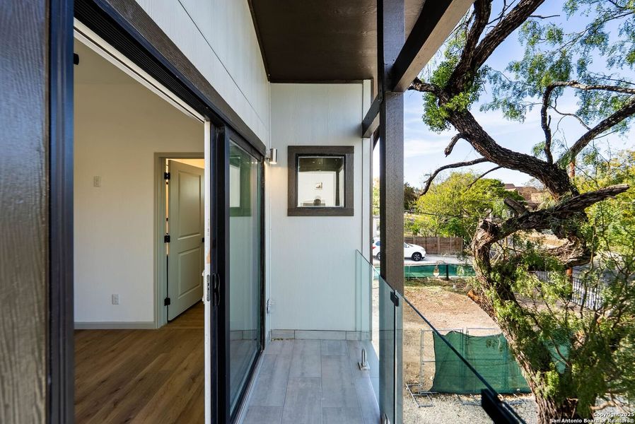 Exterior details and patio area of a home in , San Antonio (Image 4).