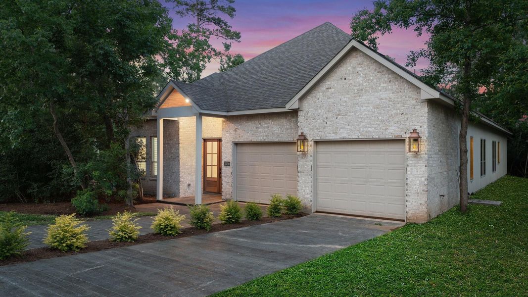 Front exterior of a new home in , Tomball, TX, highlighting curb appeal (Image 2). Front exterior of a new home in , Tomball, TX, highlighting curb appeal (Image 2).