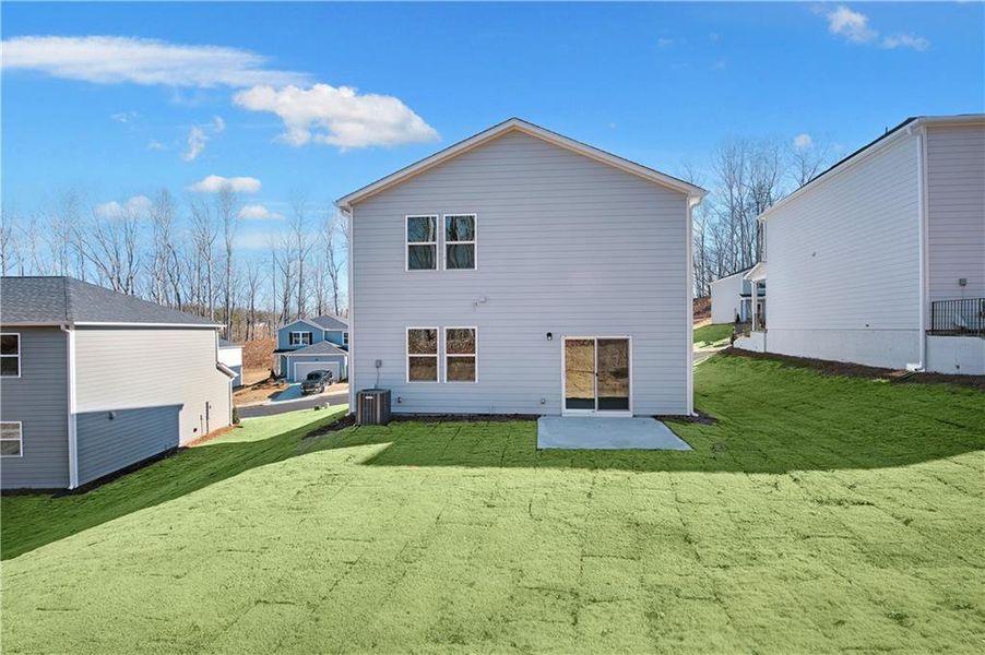 Exterior details and patio area of a home in Avery Ridge, Gainesville (Image 3).