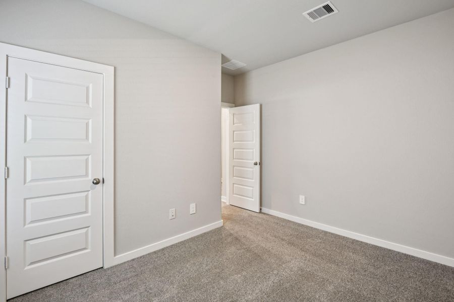 Photo is not of the actual home but is an inspirational photo of builder’s model home and may depict options, furnishings, and/or decorator features that are not included.