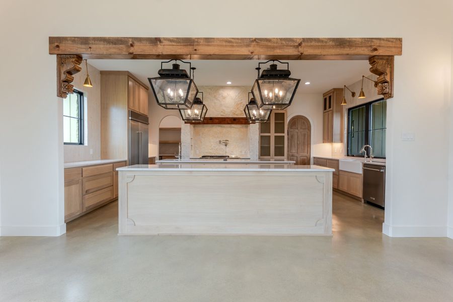 Furnished interior view inside a new home in Eagles Bluff, Weatherford (Image 4).