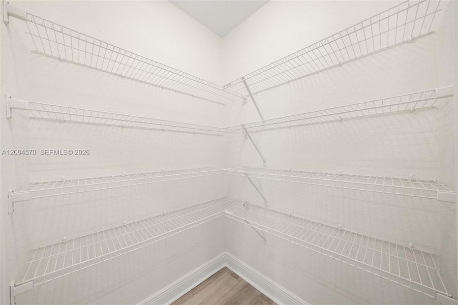 Spacious, unfurnished interior of a new home in , Sebring (Image 12).