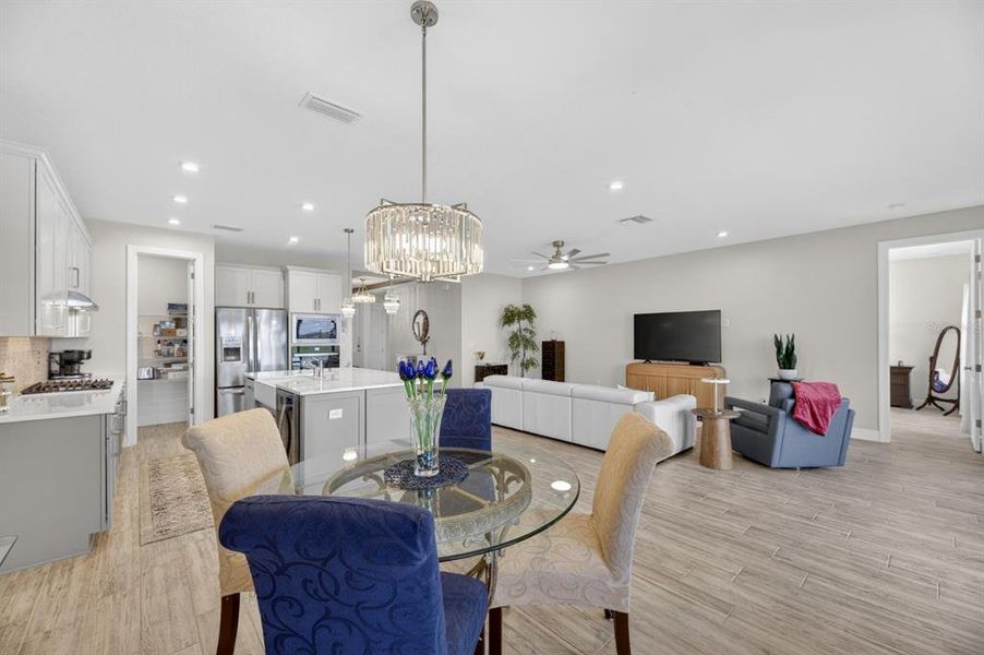 Furnished interior view inside a new home in , Apollo Beach (Image 7).