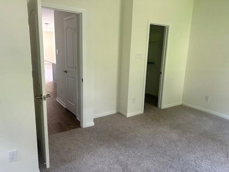 Spacious, unfurnished interior of a new home in Frontier Lakes, Willis (Image 23). Spacious, unfurnished interior of a new home in Frontier Lakes, Willis (Image 23).