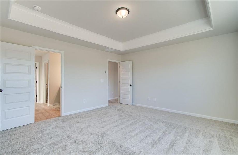 Spacious, unfurnished interior of a new home in Crofton Place Enclave, Snellville (Image 27).