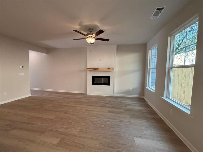 Spacious, unfurnished interior of a new home in Rosehill Townhomes, Marietta (Image 38).