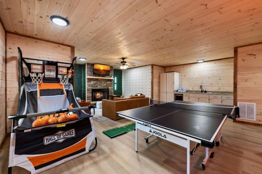 Community amenities in , Blue Ridge (Image 48).