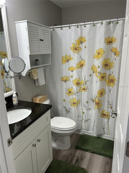 Furnished interior view inside a new home in , Dunnellon (Image 19).