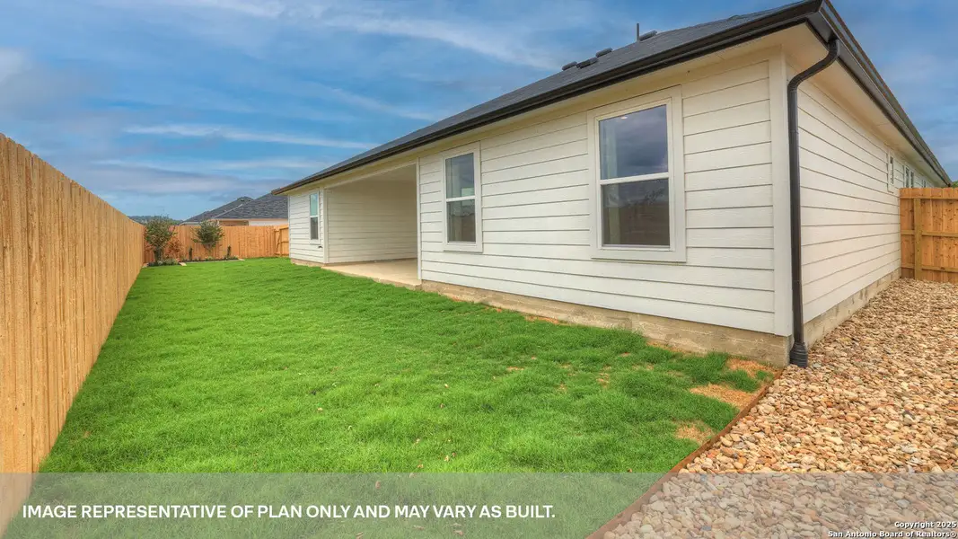 Exterior details and patio area of a home in Sonoma Oaks, Fredericksburg (Image 3). Exterior details and patio area of a home in Sonoma Oaks, Fredericksburg (Image 3).