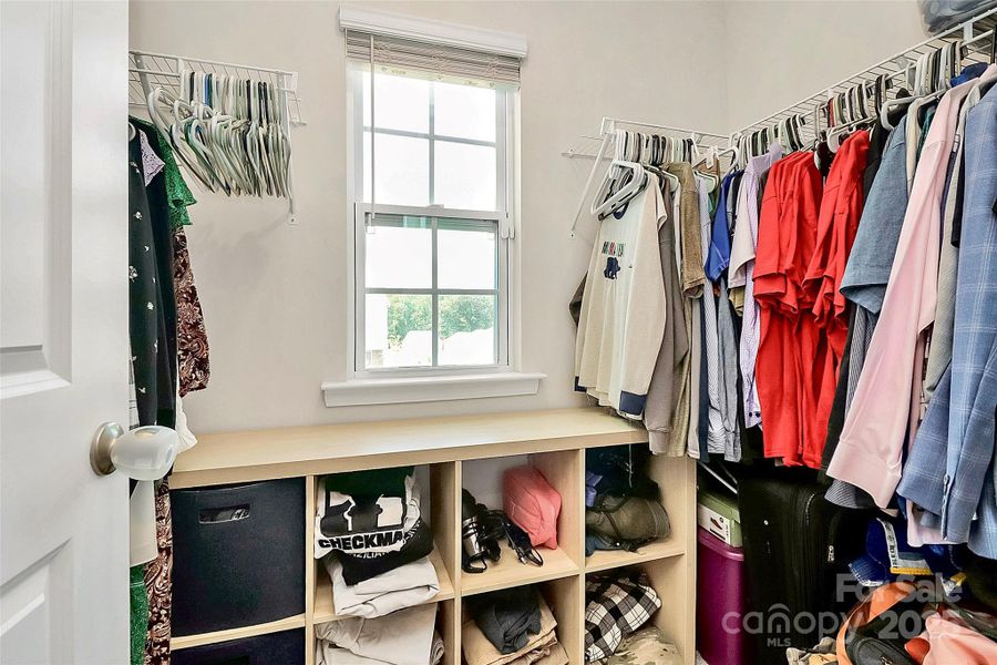 Furnished interior view inside a new home in Abrial Ridge, York (Image 7).